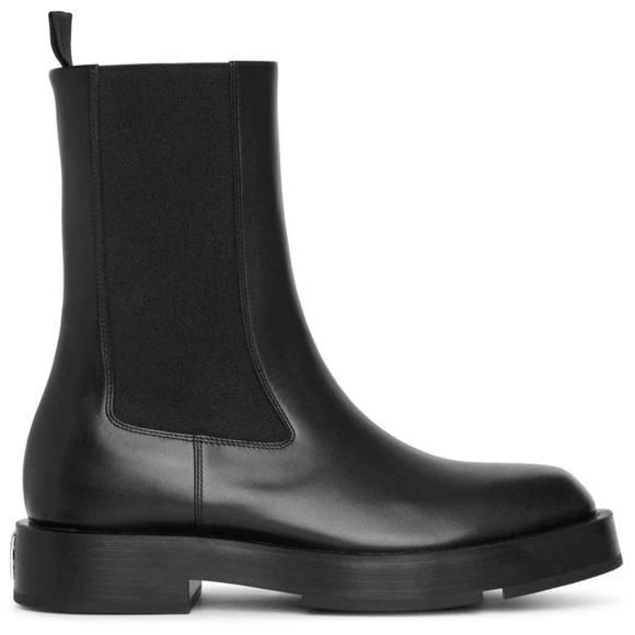 New Givenchy Squared Chelsea Ankle Boots Black Leather in size 38 - Picture 1 of 10